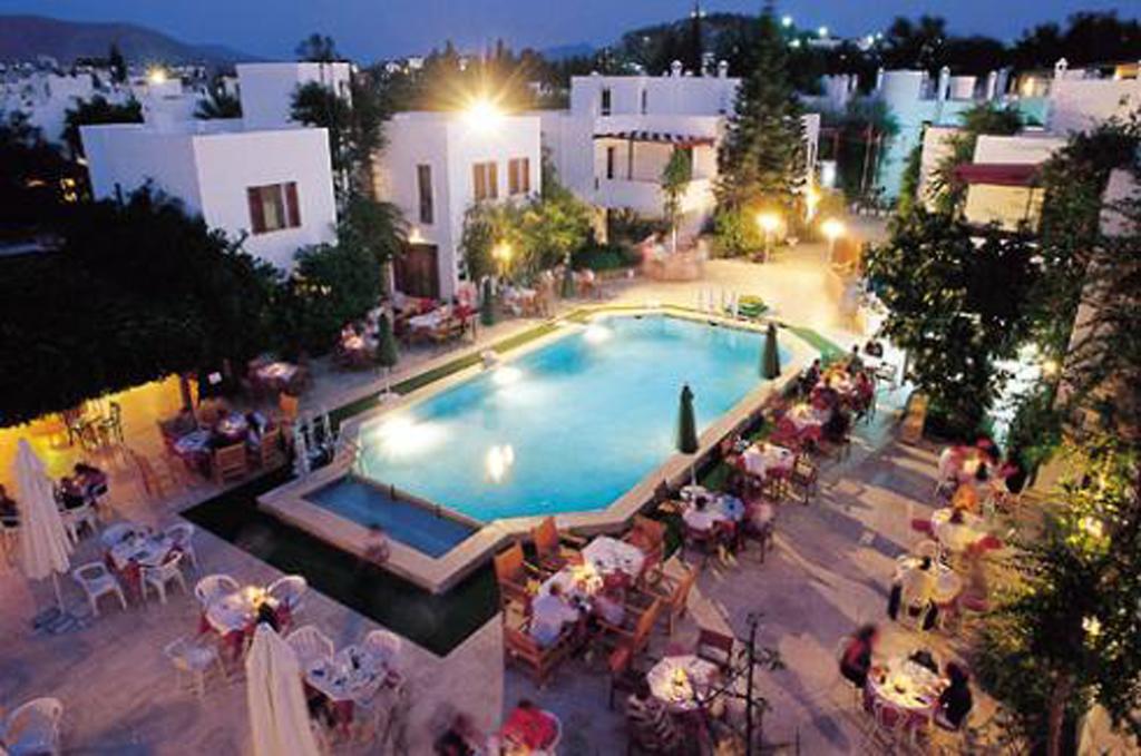 Kos Hotel Bodrum Екстериор снимка