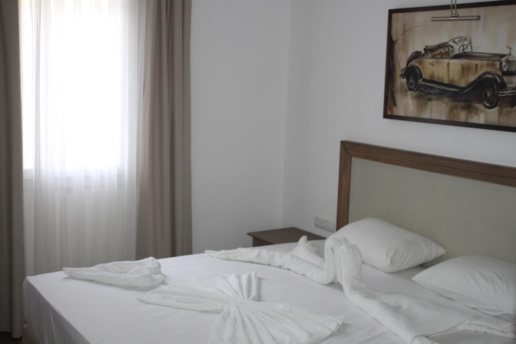 Kos Hotel Bodrum Екстериор снимка