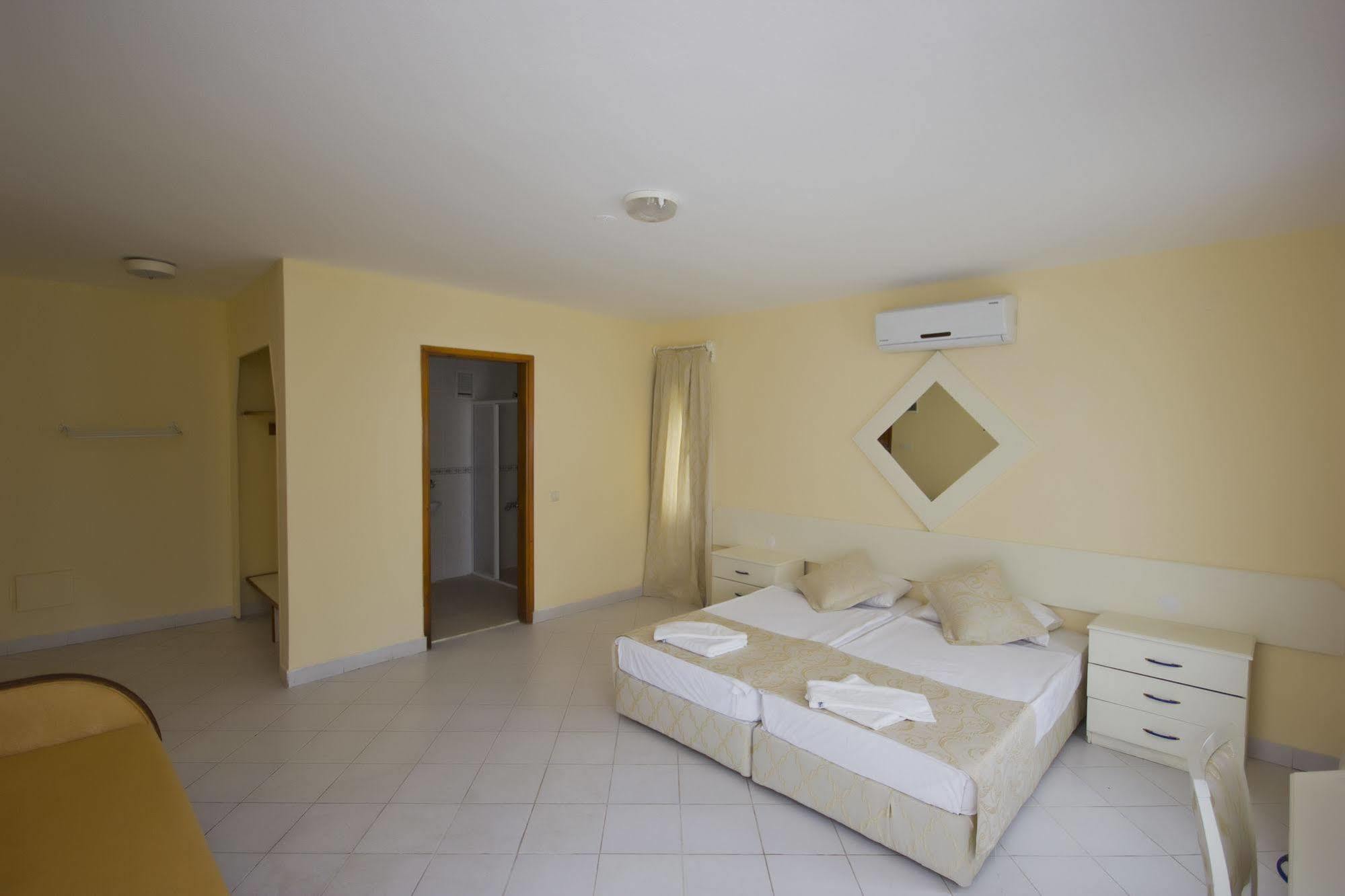Kos Hotel Bodrum Екстериор снимка